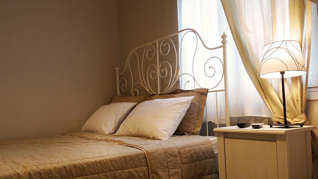 Smaragdi Studios Pefkari Habitación foto